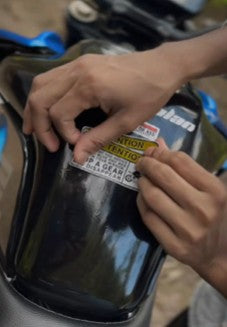 MIDNIGHT – Embrace the Darkness